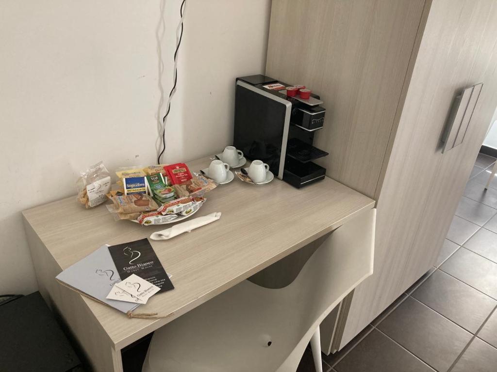 Gatto Bianco La Dimora Storica Panzió Lecce Kültér fotó